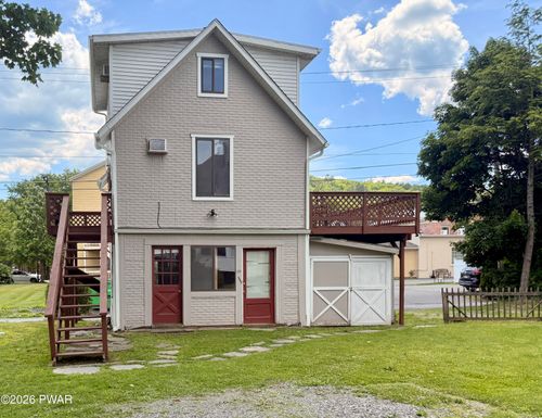 203 R E Ann St, Milford, PA, 18337-1313 | Card Image
