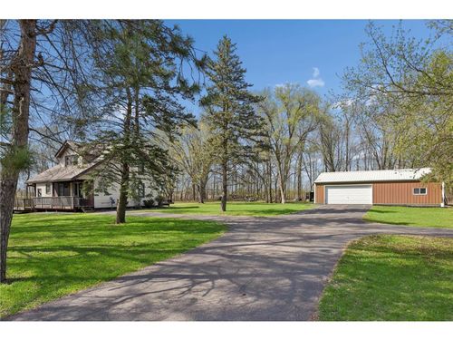 944 70th Ave, Roberts, WI, 54023-8316 | Card Image
