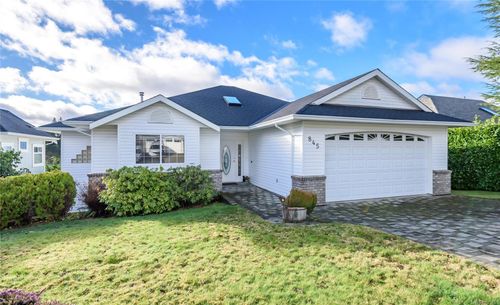 845 View Ave, Courtenay, BC, V9N5V5 | Card Image