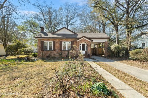 402 8th Ave, Hattiesburg, MS, 39401-5017 | Card Image