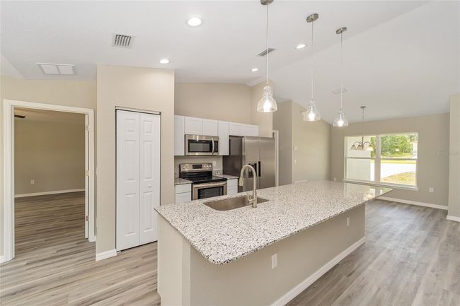 8 Cedar Tracr Way, House other with 3 bedrooms, 2 bathrooms and null parking in OCALA FL | Image 16