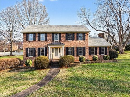 7010 Stancliff Ct, Clemmons, NC, 27012-9090 | Card Image