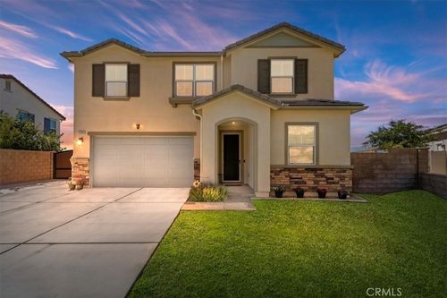 12640 Jaden Ct, Grand Terrace, CA, 92313-5762 | Card Image