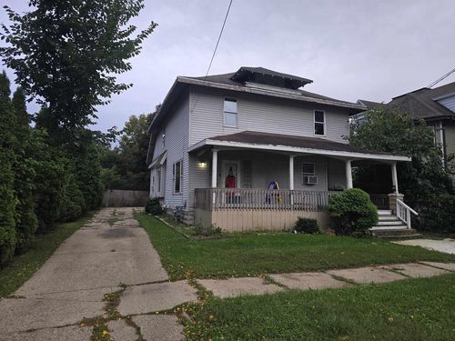 320 Highland Ave, Beloit, WI, 53511-6128 | Card Image
