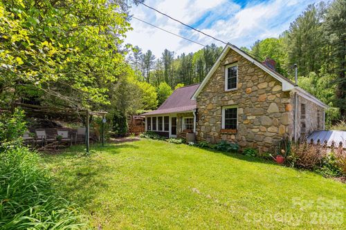 1492 Murray Rd, Canton, NC, 28716-6208 | Card Image
