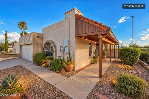 1051 W Camino Velasquez, Green Valley, AZ, 85622-4526 | Card Image