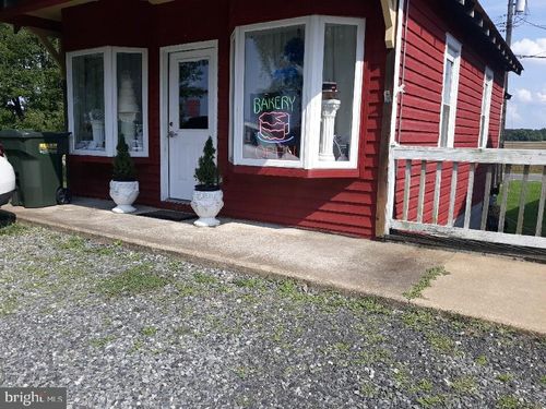 11247 Kings Hwy, Montross, VA, 22520-2415 | Card Image