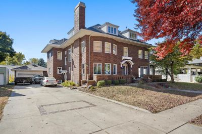 209 E Elm Street, House other with 6 bedrooms, 2 bathrooms and 2 parking in Fairbury IL | Image 2