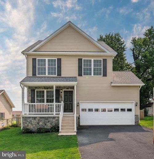 180 Euclid Ave, CHARLES TOWN, WV, 25414-1112 | Card Image