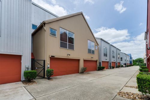 apt-13-2605 Calumet St, Houston, TX, 77004-7641 | Card Image
