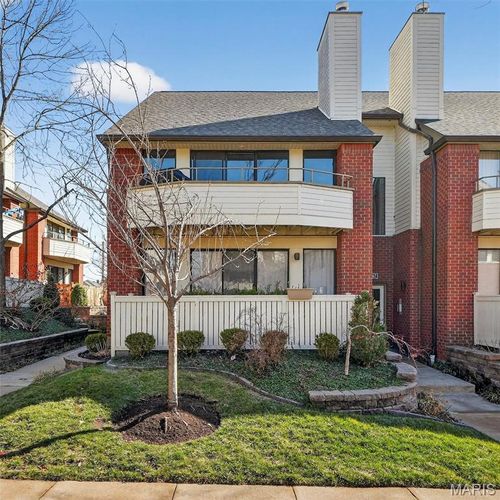 b-5567 Waterman Blvd, Saint Louis, MO, 63112-4506 | Card Image