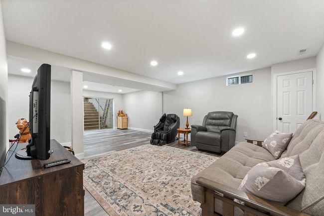 8754 Grantham Ct, House other with 3 bedrooms, 4 bathrooms and null parking in BRISTOW VA | Image 35