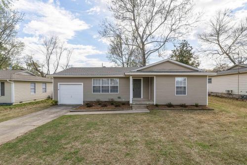 1605 Carolyn St, Jacksonville, AR, 72076-2121 | Card Image