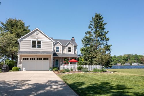 5400 Tonto Road, Pentwater, MI, 49449 | Card Image