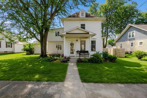 210 Walnut St, Lindsey, OH, 43442-3017 | Card Image