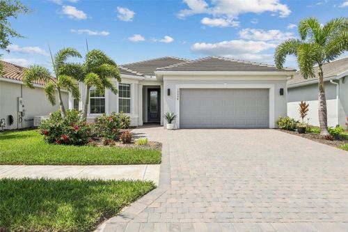 10004 Coral Shore Dr, ENGLEWOOD, FL, 34223-1112 | Card Image