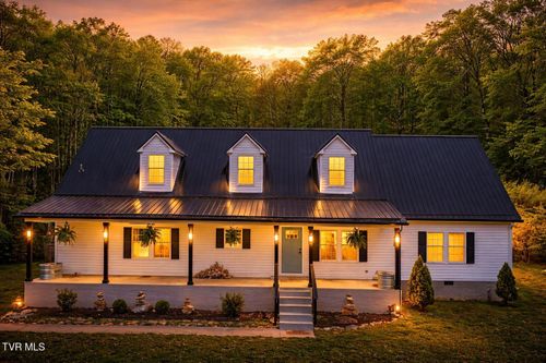 3233 Stanley Valley Rd, Surgoinsville, TN, 37873-6301 | Card Image