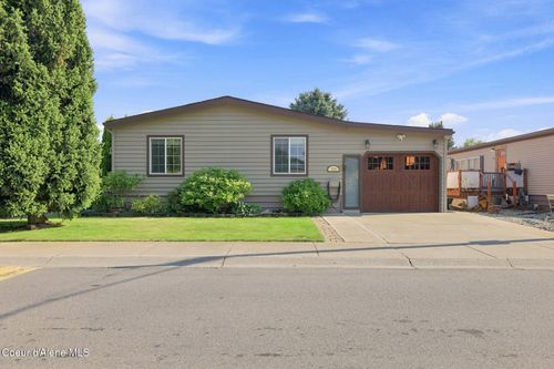 1806 W Dartmouth Cir, Coeur D Alene, ID, 83815-9460 | Card Image