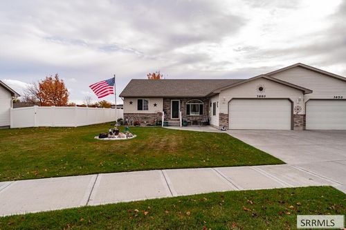 3660 Briar Creek Ln, Ammon, ID, 83406-4692 | Card Image