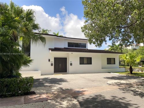 401-401 Majorca Ave, Coral Gables, FL, 33134-4219 | Card Image