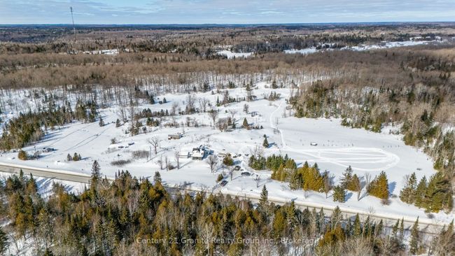 3783 Monck Rd, House other with 3 bedrooms, 2 bathrooms and 8 parking in Norland ON | Image 36