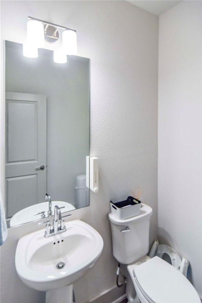 2252 Local Rebel Loop, Townhouse with 3 bedrooms, 3 bathrooms and 2 parking in Leander TX | Image 19