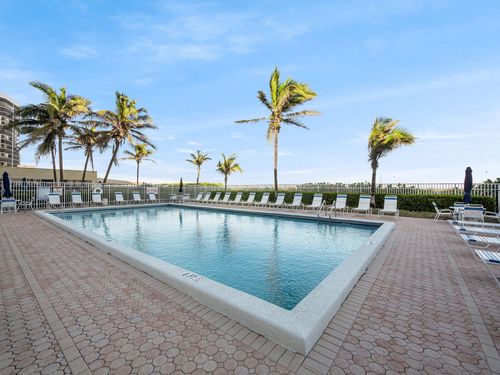 apt-214-9800 S Ocean Dr, Jensen Beach, FL, 34957-2367 | Card Image