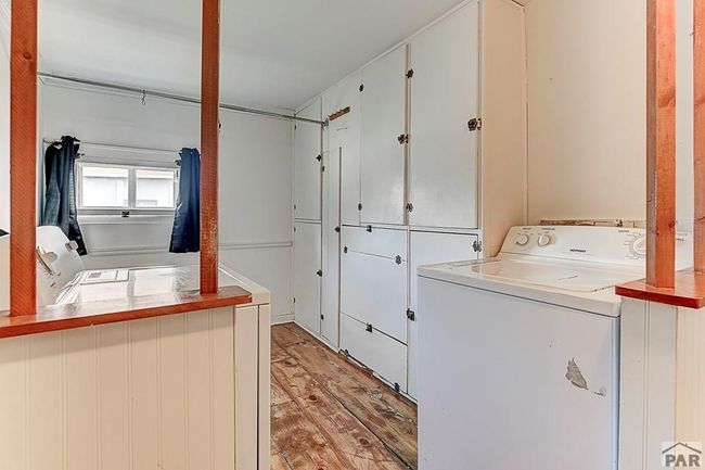 Laundry Room | Image 36