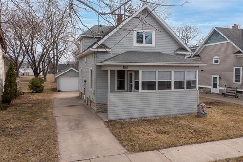 812 Powers Street, OSHKOSH, WI, 54901 | Card Image