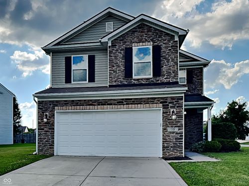 19533 Chip Shot Rd, Noblesville, IN, 46062-4688 | Card Image