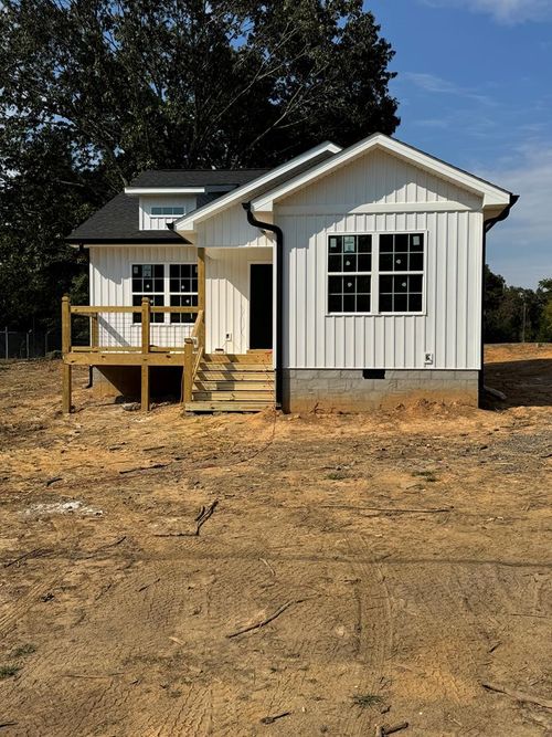 805 Willeve St Se, Dalton, GA, 30721-5504 | Card Image