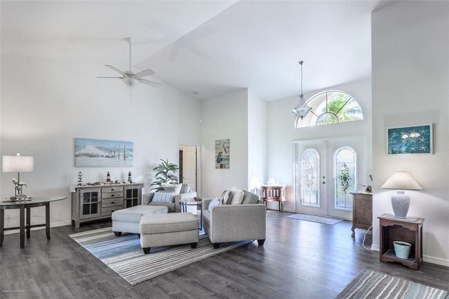 27406 Tierra Del Fuego Cir, House other with 4 bedrooms, 4 bathrooms and null parking in PUNTA GORDA FL | Image 5