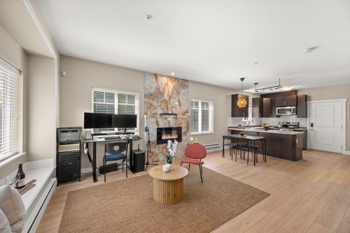 111-368 Ellesmere Ave, Burnaby, BC, V5B3S9 | Card Image