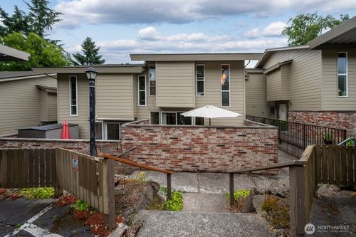 186-220 Sw 200th St, Normandy Park, WA, 98166-4026 | Card Image