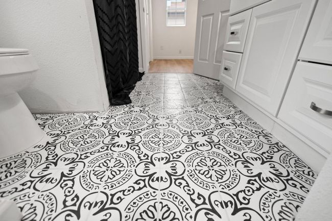 1710 S Walnut St, House other with 2 bedrooms, 2 bathrooms and null parking in Sherman TX | Image 19