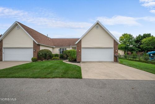 f-4332 Townhouse Dr, Oregon, OH, 43616-3575 | Card Image