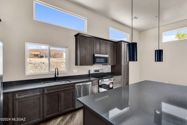 Kitchen (1) | Image 11
