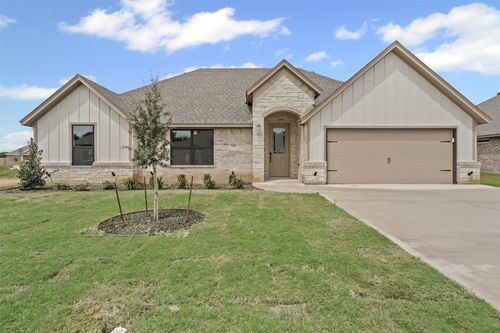 725 Jameson St, Springtown, TX, 76082-2426 | Card Image