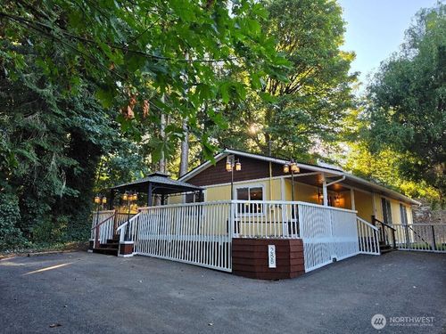 288 Decatur Ave, Port Orchard, WA, 98366-5064 | Card Image