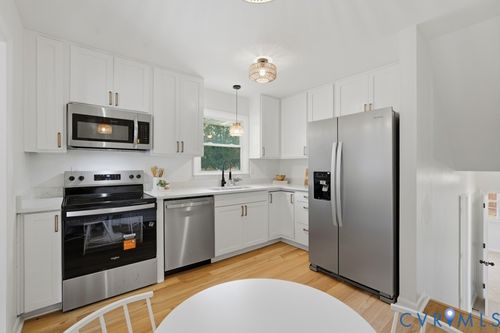 20306 Sheffield Pl, South Chesterfield, VA, 23803-1638 | Card Image