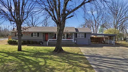 528 S 20th St, Collinsville, OK, 74021-2704 | Card Image