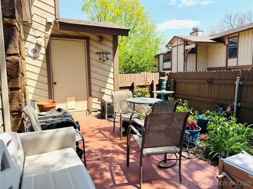 6h-6371 S 80th East Ave, Tulsa, OK, 74133 | Card Image