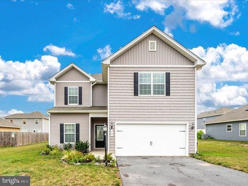 42 Eakins Ln, MARTINSBURG, WV, 25401-1109 | Card Image