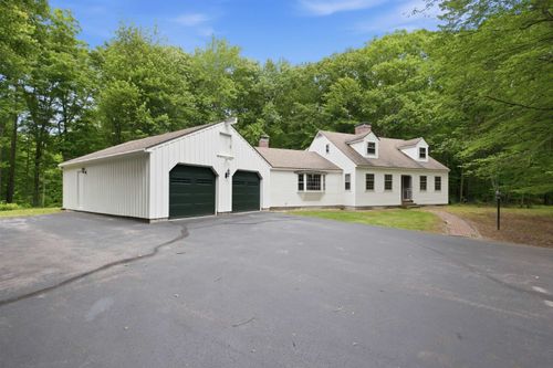 125 Lee Rd, Moultonborough, NH, 03254-3810 | Card Image