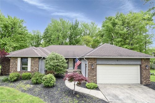 32078 Willow Cir, Avon Lake, OH, 44012-2133 | Card Image
