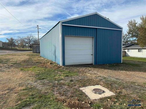 608 6th Ave, Edgemont, SD, 57735 | Card Image