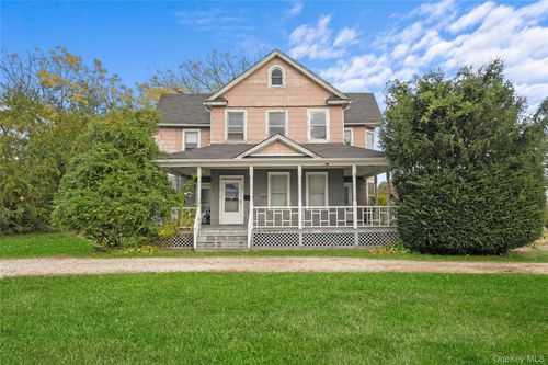 135 Merritts Rd, Farmingdale, NY, 11735-3268 | Card Image