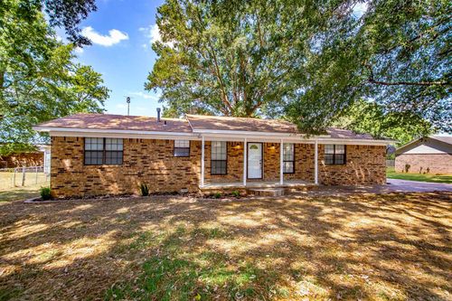 106 Orion St, Beebe, AR, 72012-2520 | Card Image