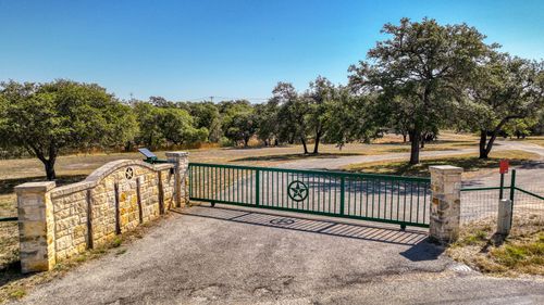 407 Rocky Rd, Hye, TX, 78635-5014 | Card Image