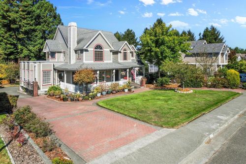 5686 Christine Dr, Eureka, CA, 95503-7720 | Card Image